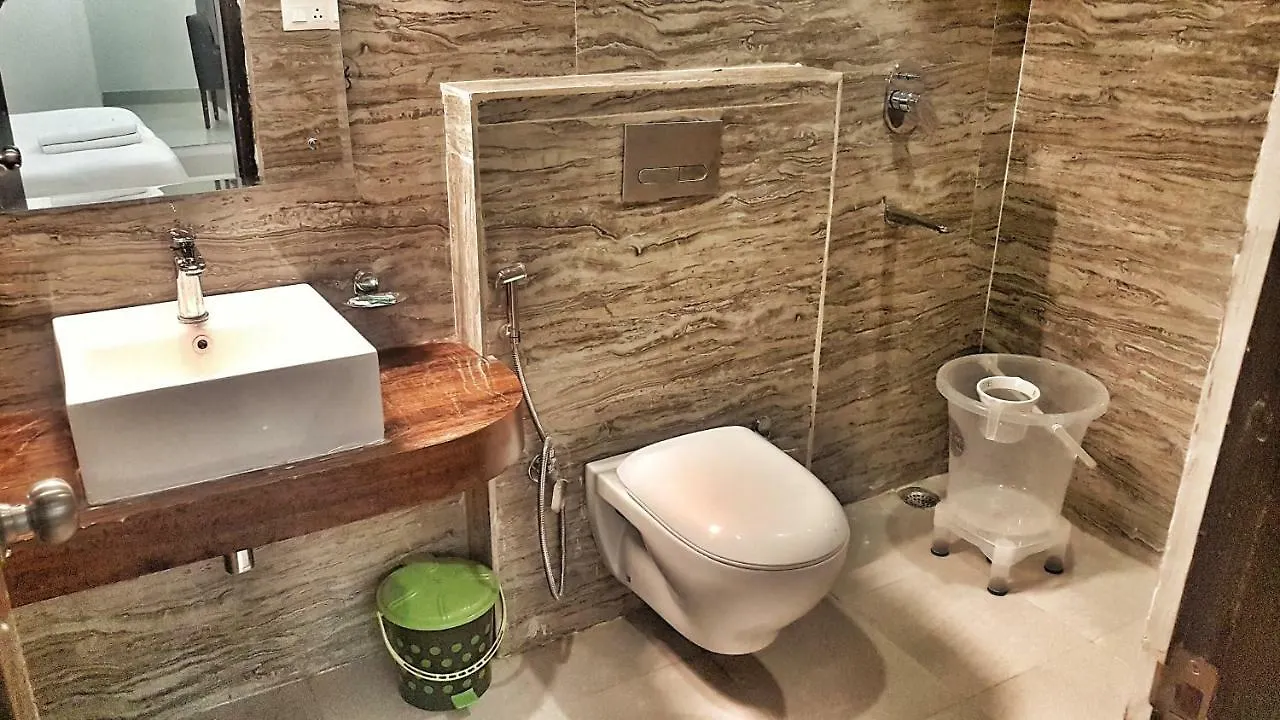 *** Guest house Airport Hotel Delhi Aerocity, 15 Mins Yashobhoomi New Delhi India